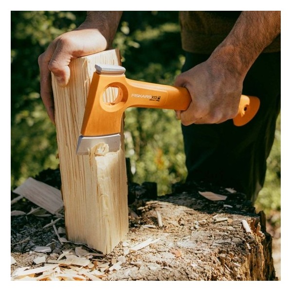 Fiskars X-seeria X13 kirve